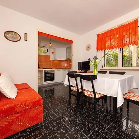 Apartment Promajna Promajna
