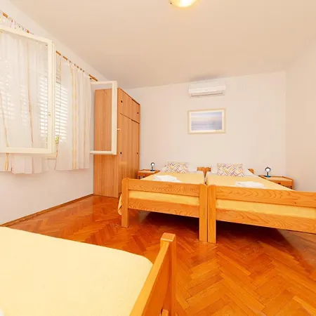 Apartment Promajna