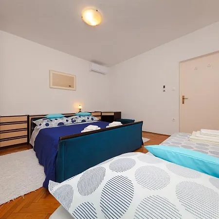 Apartment Promajna *