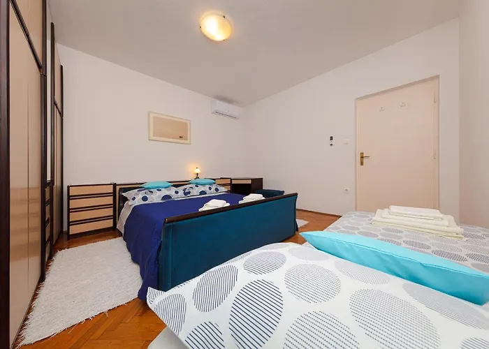 Apartment Promajna *